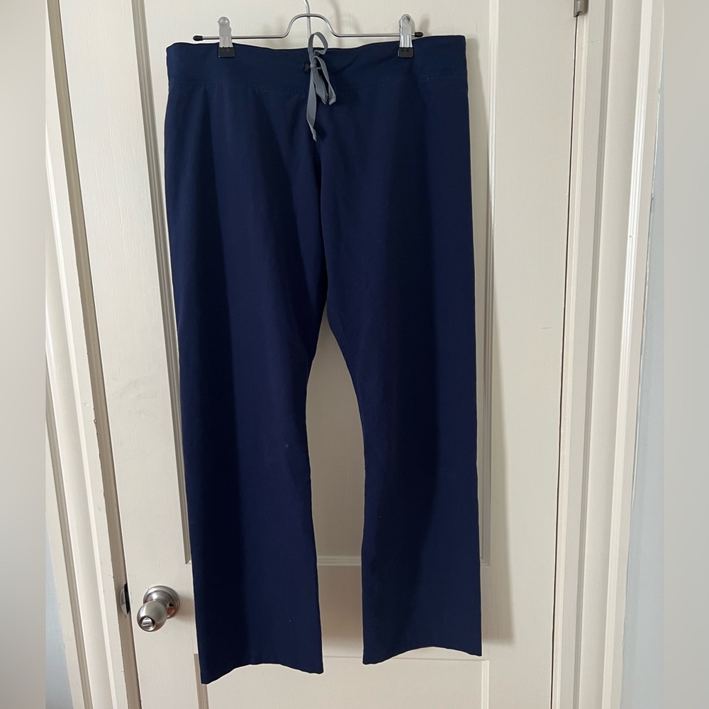 Figs Livingston Basic Scrub Pants